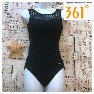 361 Swimsuit Lace 1-Piece Bathing Swimwear Sz MED